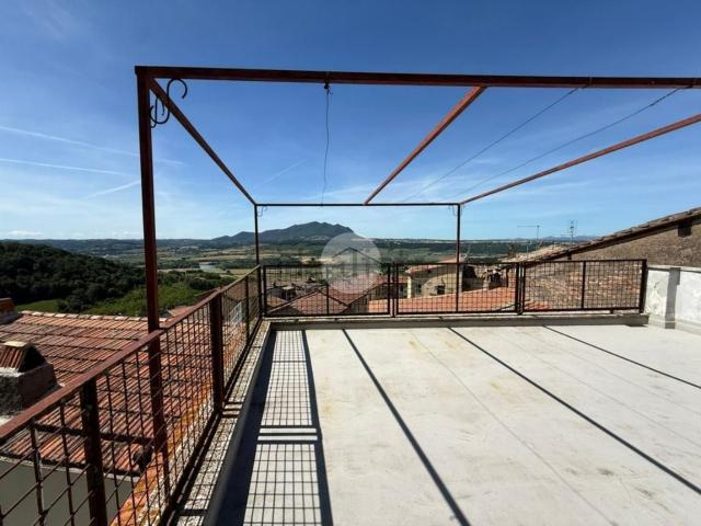 Appartamento in vendita di 140 m² in Largo Orsini, 23