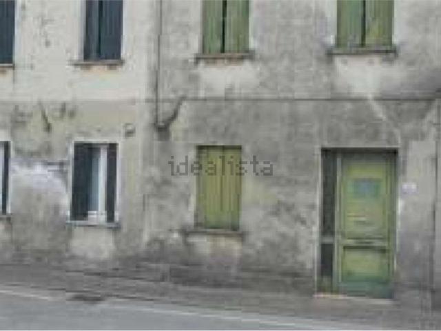 Appartamento in vendita di 140 m² in Piazza al Tiglio, 6