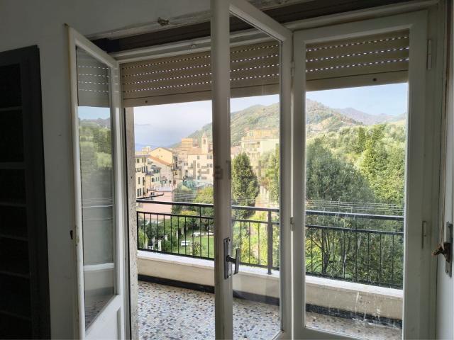 Appartamento in vendita di 140 m² in Piazza Fenice
