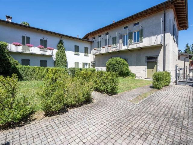 Appartamento in vendita di 140 m² in Piazza Lorenzo Rizzi, 9