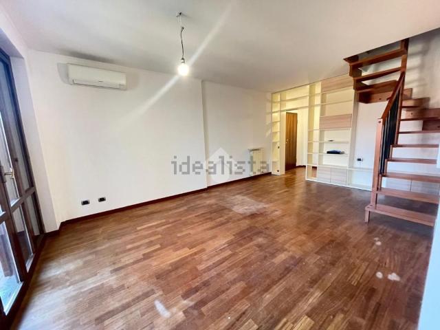 Appartamento in vendita di 140 m² in Piazza Libertà, 22