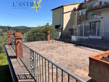 Appartamento in vendita di 140 m² in Piazza Piave