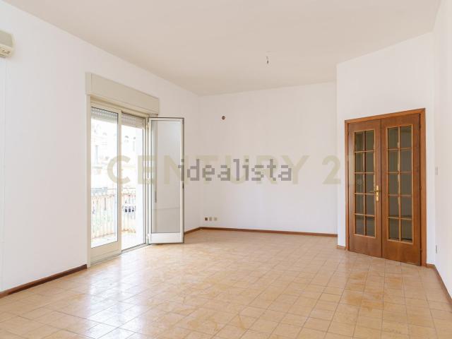 Appartamento in vendita di 140 m² in Piazza Umberto I, 12