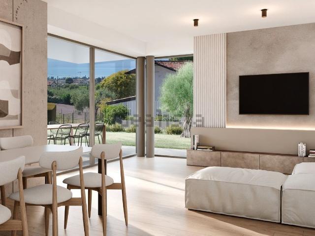 Appartamento in vendita di 140 m² in Strada Alzeroni, 8