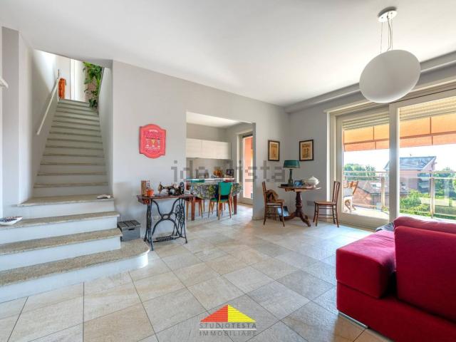 Appartamento in vendita di 140 m² in Strada Statale, 78