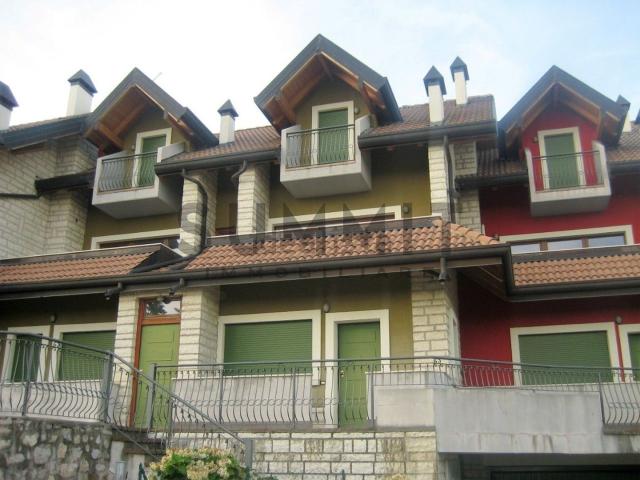 Appartamento in vendita di 140 m² in Strada Provinciale 65