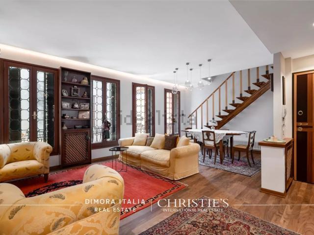 Appartamento in vendita di 141 m²