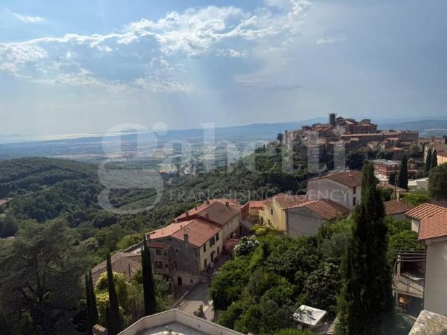 Appartamento in vendita di 141 m²