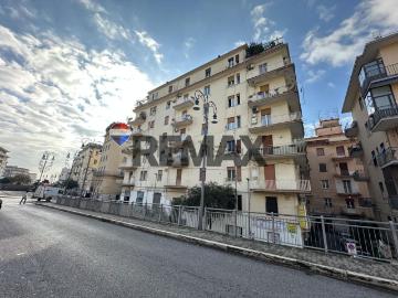 Appartamento in vendita di 141 m² in Via Generale Ferrante Maria Gonzaga