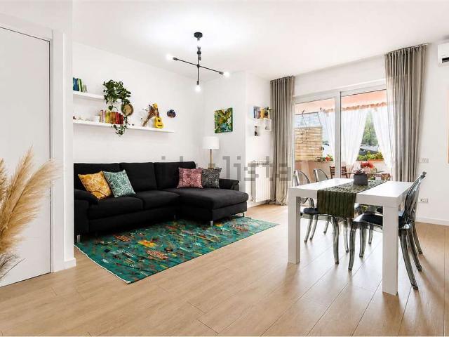 Appartamento in vendita di 141 m² in Via Giuseppe Asquer