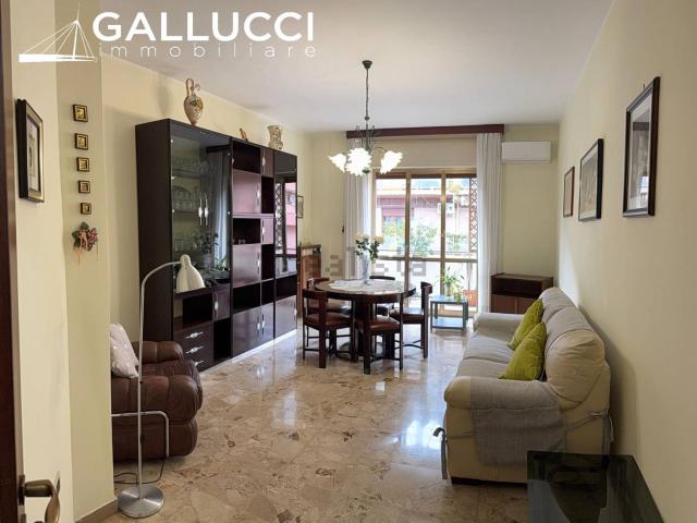 Appartamento in vendita di 141 m² in Via Giovanni Chiarini, 149