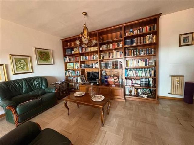Appartamento in vendita di 141 m² in Via Giovanni Fattori