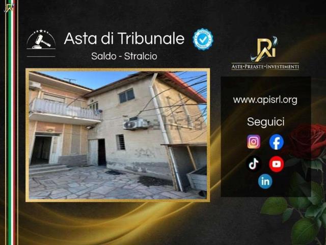 Appartamento in vendita di 141 m² in Via del Mare