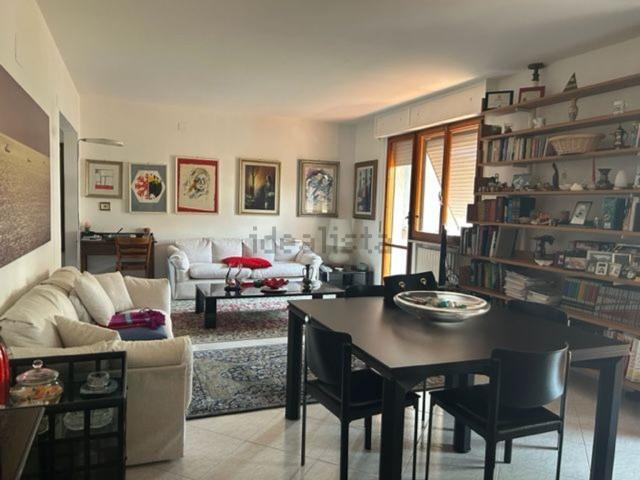 Appartamento in vendita di 141 m² in Via dello stadio