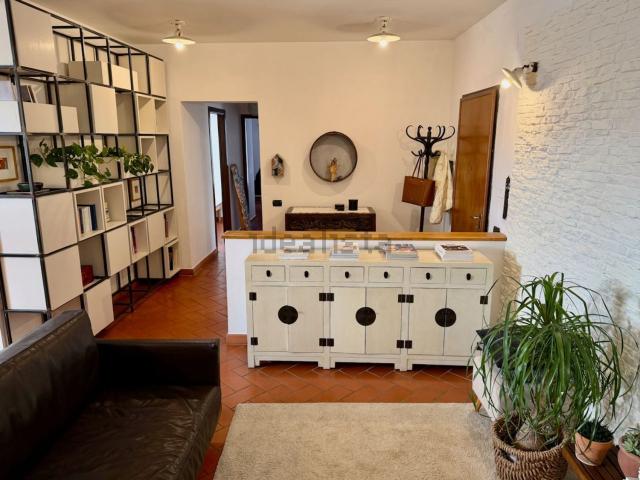 Appartamento in vendita di 141 m² in Via della Casciaia