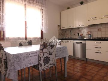 Appartamento in vendita di 141 m² in Via F. Magellano, 17
