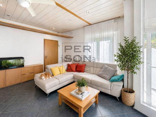 Appartamento in vendita di 141 m² in Via Kennedy