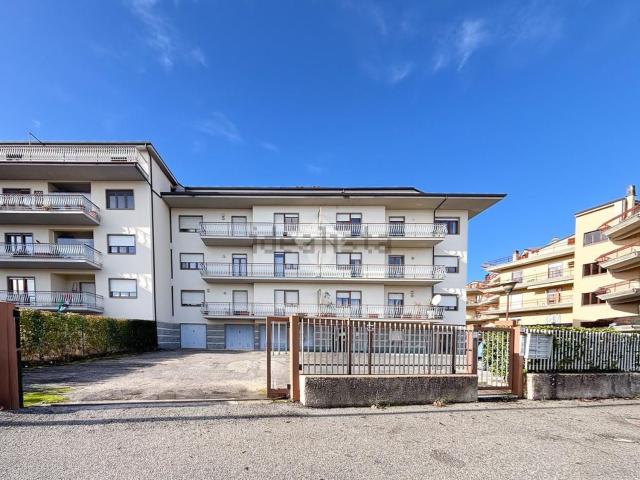 Appartamento in vendita di 141 m² in Via Montorio al Vomano, 6