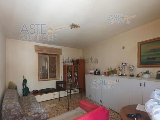 Appartamento in vendita di 141 m² in Via Mergozzo