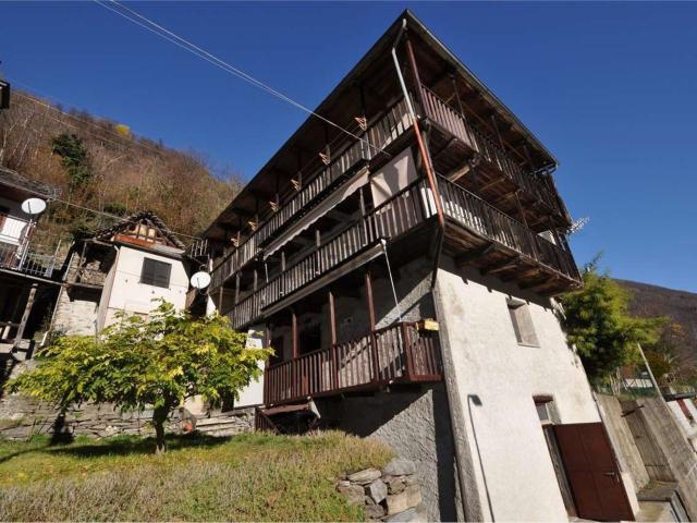Appartamento in vendita di 141 m² in Via Seppiana, 1