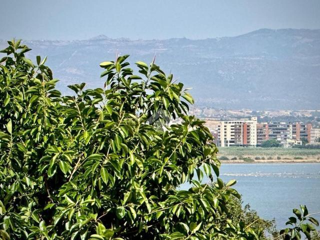 Appartamento in vendita di 141 m² in Via Siviglia, 5