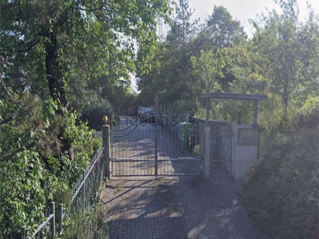 Appartamento in vendita di 141 m² in Via Partigiani D&apos Italia, 5