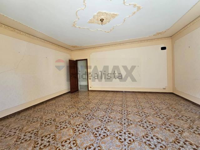 Appartamento in vendita di 141 m² in Via Ruggero il Normanno, 24