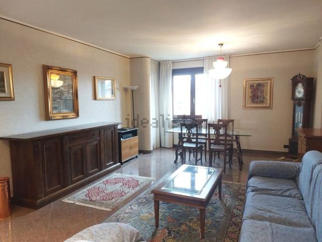 Appartamento in vendita di 141 m² in Via Vercelli, 17