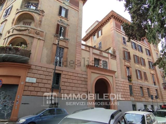 Appartamento in vendita di 141 m² in Piazza Melozzo da Forlì, 4
