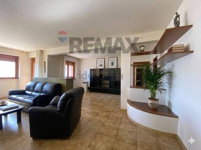 Appartamento in vendita di 142 m² in Via Colle dell&apos Ara, 92