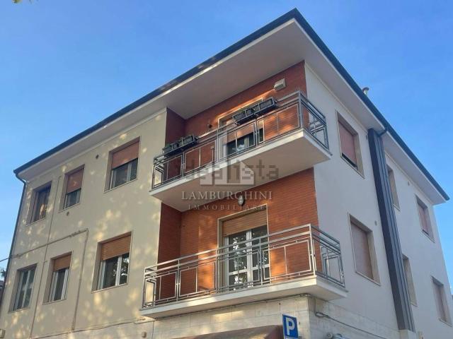 Appartamento in vendita di 142 m² in Via Comacchio, 229