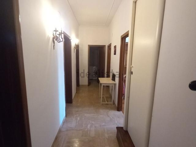 Appartamento in vendita di 142 m² in Via Amerigo Vespucci