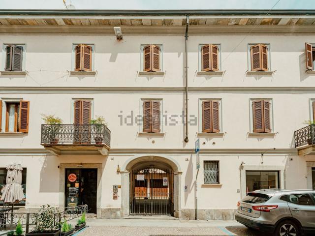 Appartamento in vendita di 142 m² in Via Giovanni Merula, 16