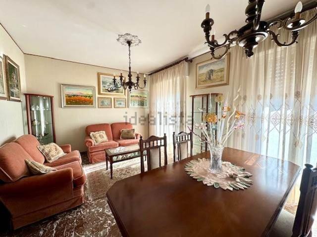 Appartamento in vendita di 142 m² in Via Giovanni XXIII, 68