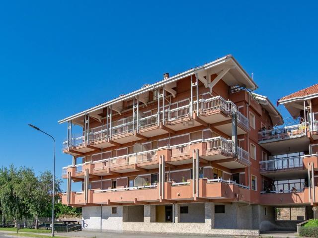 Appartamento in vendita di 142 m² in Via Divisione Cuneense, 10