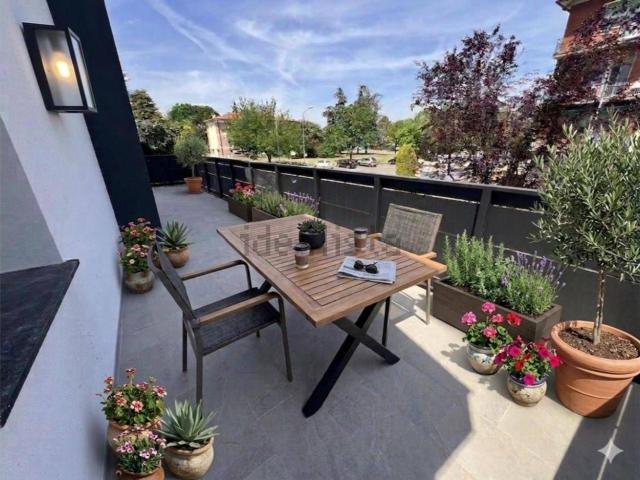 Appartamento in vendita di 142 m² in Via Leopardi, 18