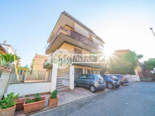 Appartamento in vendita di 142 m² in Via Lucio Fauno