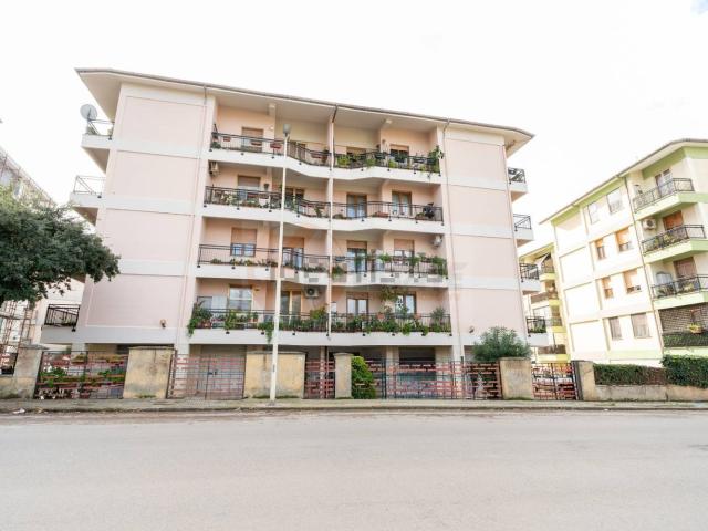 Appartamento in vendita di 142 m² in Via Luna e Sole, 17