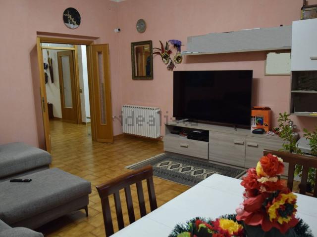 Appartamento in vendita di 142 m² in Via Monte Pennino