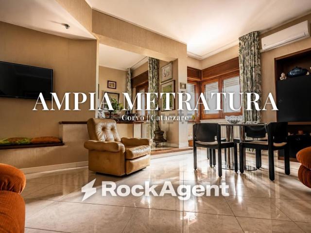 Appartamento in vendita di 142 m² in Via Magenta, 15
