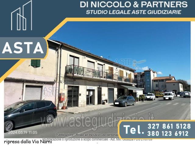 Appartamento in vendita di 142 m² in Via Narni, 99