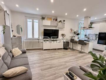 Appartamento in vendita di 142 m² in Via Streghi