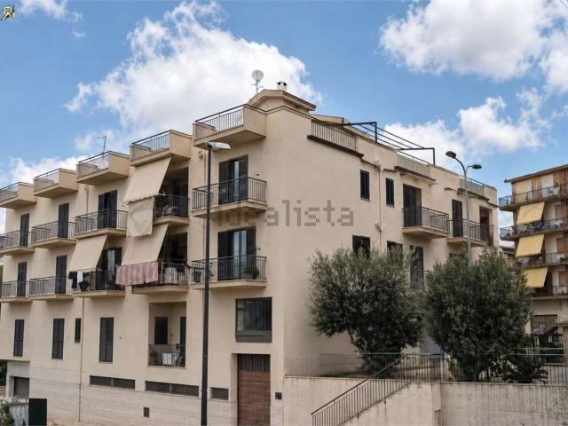 Appartamento in vendita di 142 m² in Via Pier Paolo Pasolini, 3