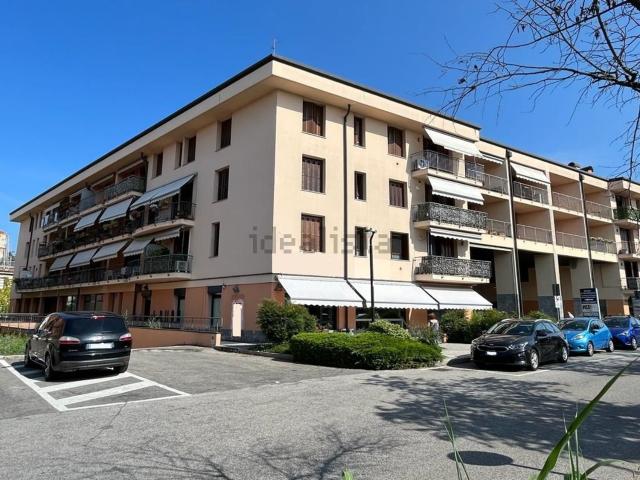 Appartamento in vendita di 142 m² in Via Pietro Orsi, 9