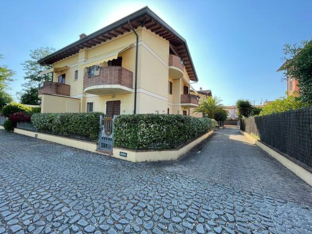 Appartamento in vendita di 142 m² in Via Puliche