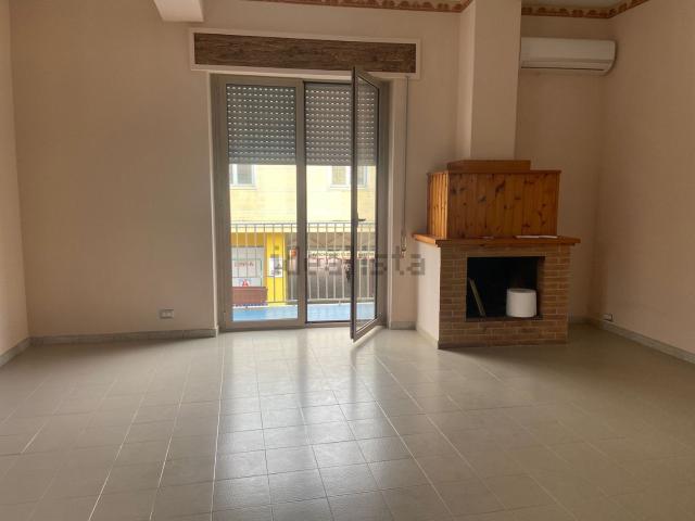 Appartamento in vendita di 142 m² in Via Roma, 75