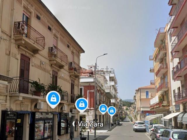 Appartamento in vendita di 142 m² in Via Zara