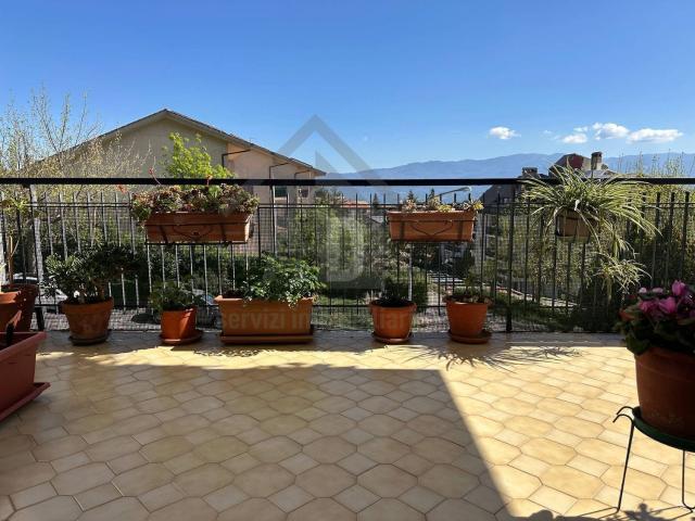 Appartamento in vendita di 142 m² in Viale della Concordia, 67