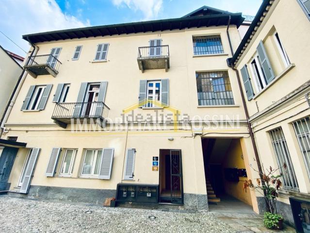 Appartamento in vendita di 142 m² in Vicolo Santa Chiara, 3