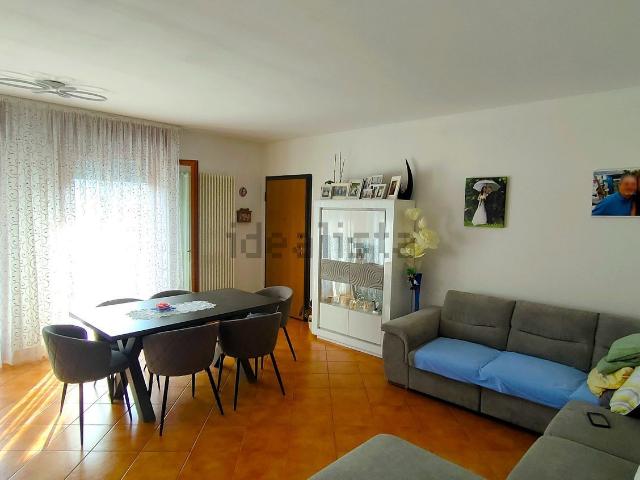 Appartamento in vendita di 142 m² in Corso Roma, 92